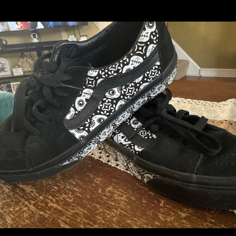 Skull vans